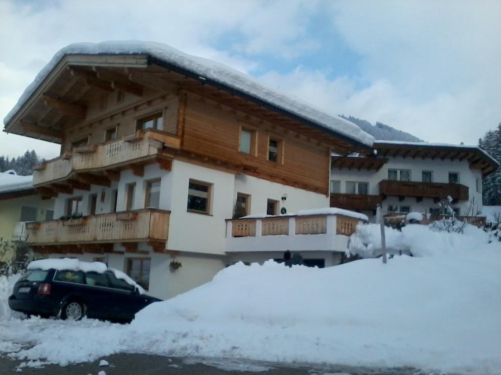 Haus Roland Apartment Zell am Ziller Exterior foto